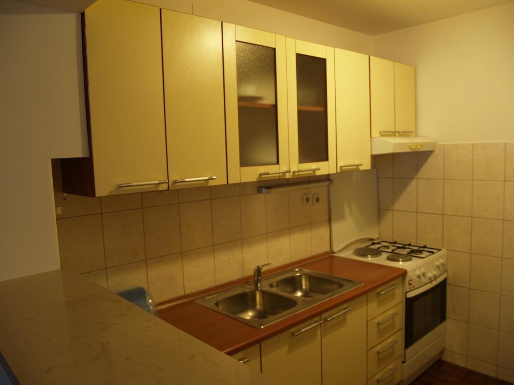 Apartments Pharia Jelsa  Camera foto
